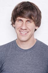 Dennis Crowley, Fousquare CEO gives advice to entrepreneurs